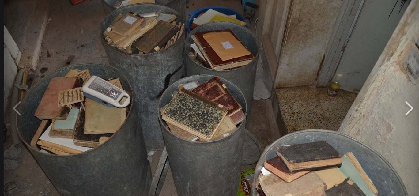Social Media and the Distribution of Knowledge about Missing Syriac Manuscripts