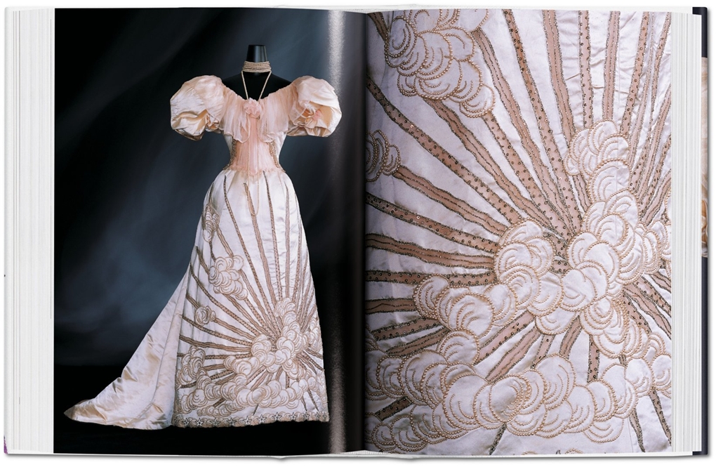The Future of Researching Sartorial Japonisme: Using Digital Archives and Other Helpful Tools